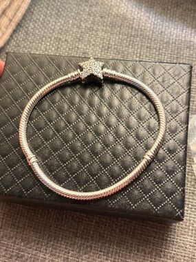 Pandora Silver Star Pave Clasp Snake Chain Bracelet - Silver